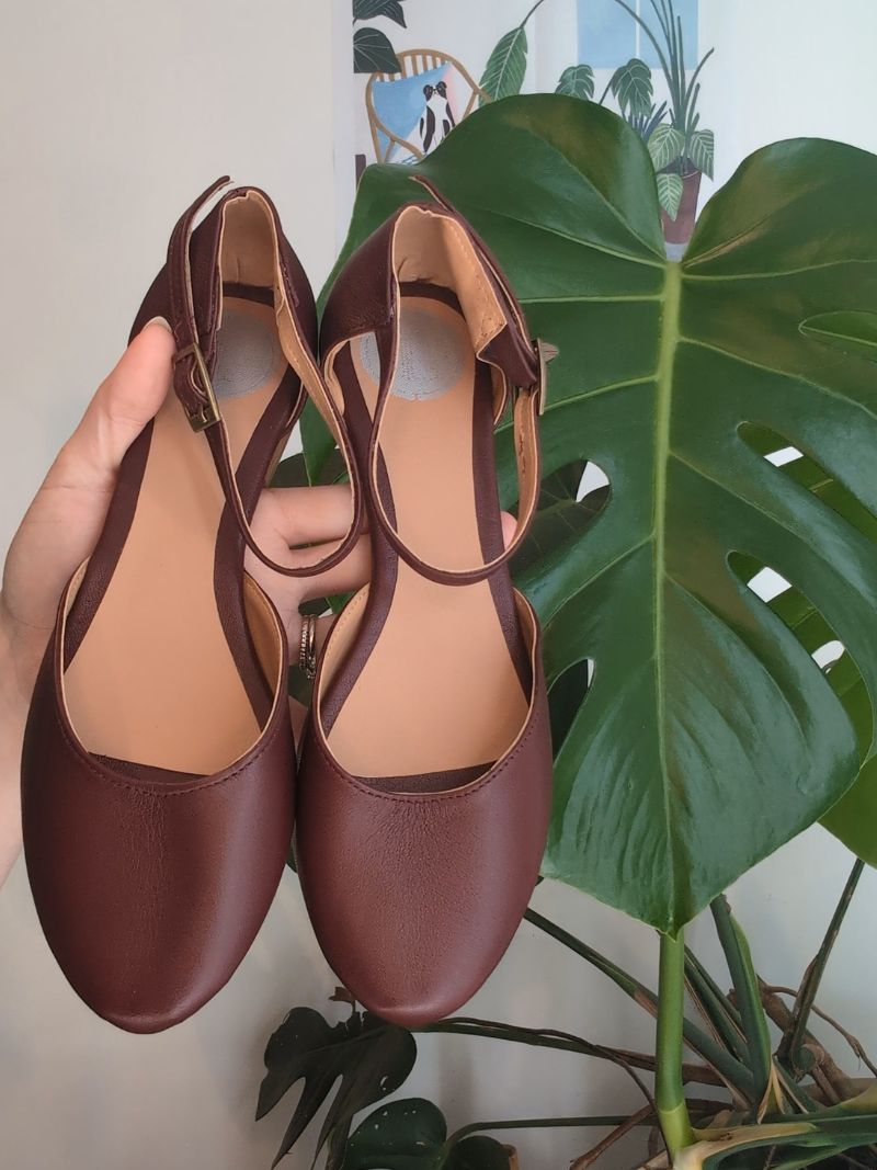 Lola Flat Sandal